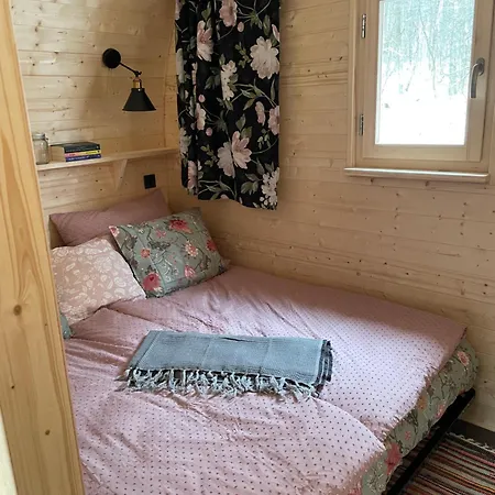 Campsite Goscin Nad Drawa Glamping Drawno